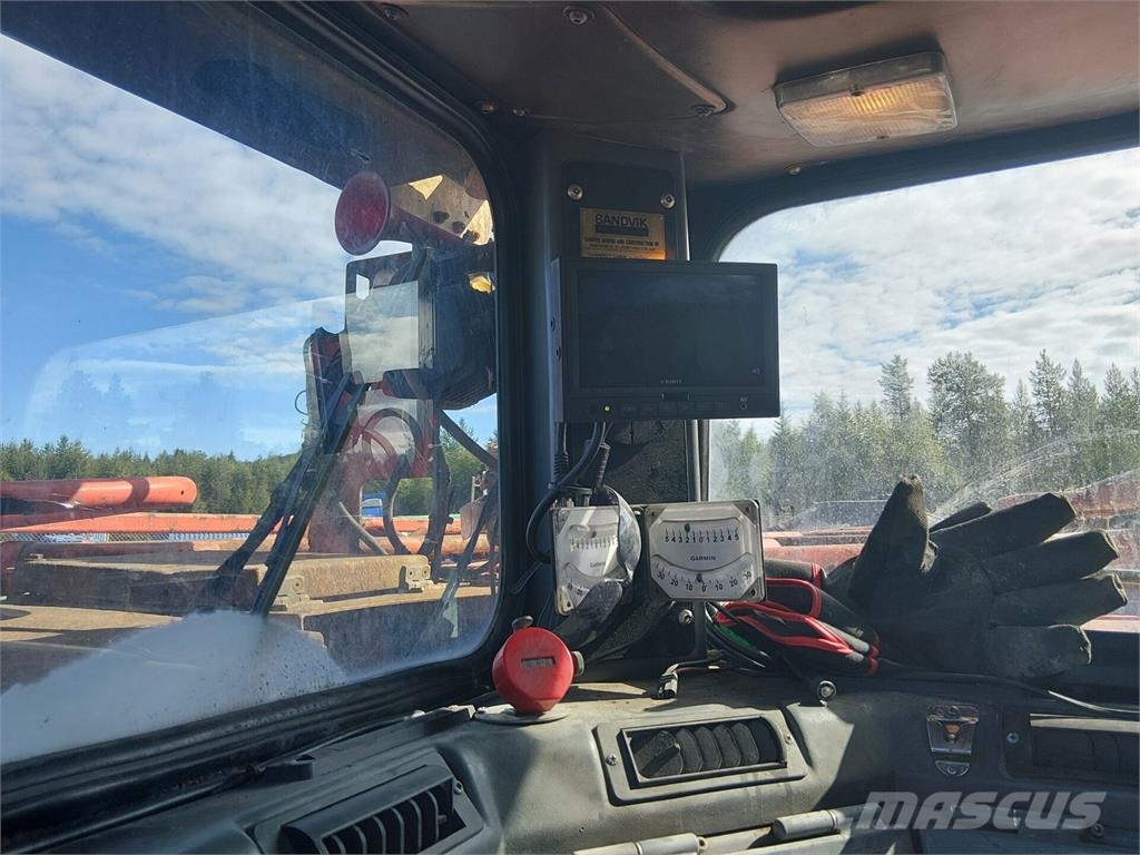Sandvik Toro LH621i ساحبات وشاحنات تعدين للعمل تحت سطح الأرض