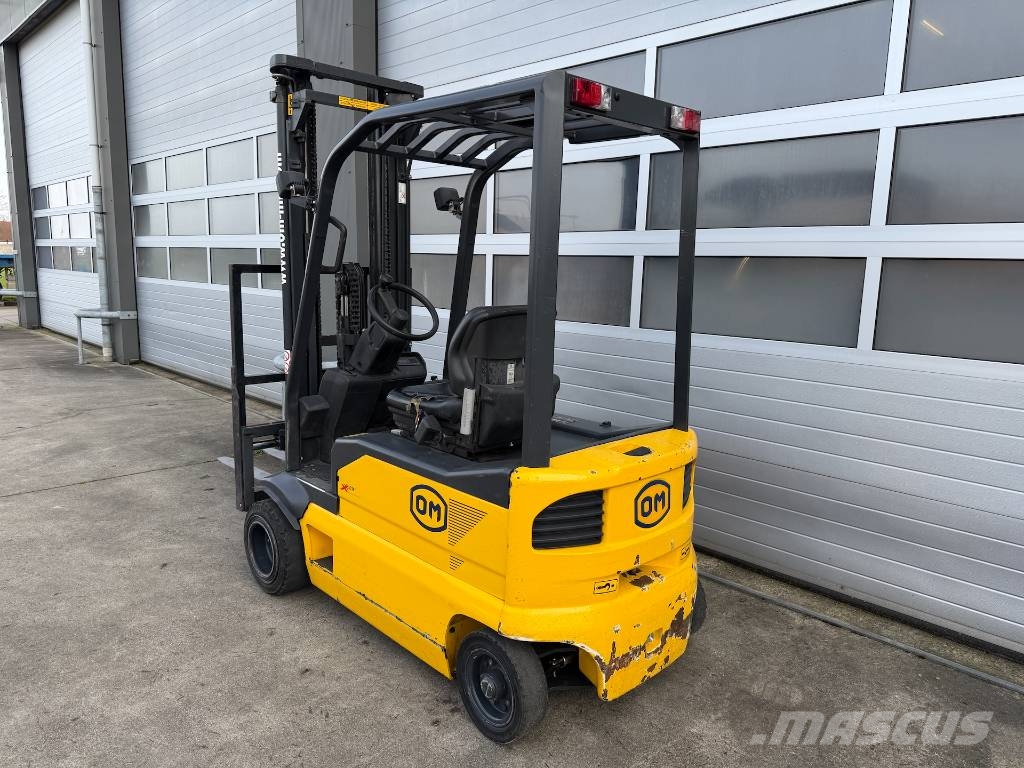 OM XE18AC 1.8 ton elektrische heftruck 1800kg triplex Elektrikli forkliftler