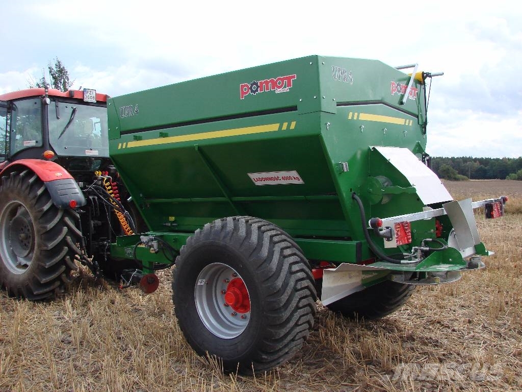 Pomot UPR 4, Fertilizer and lime spreader, Universal Mineral spreaders