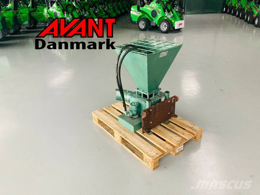 Avant Kalk- og gødningsspreder معدات توزيع السماد العضوي