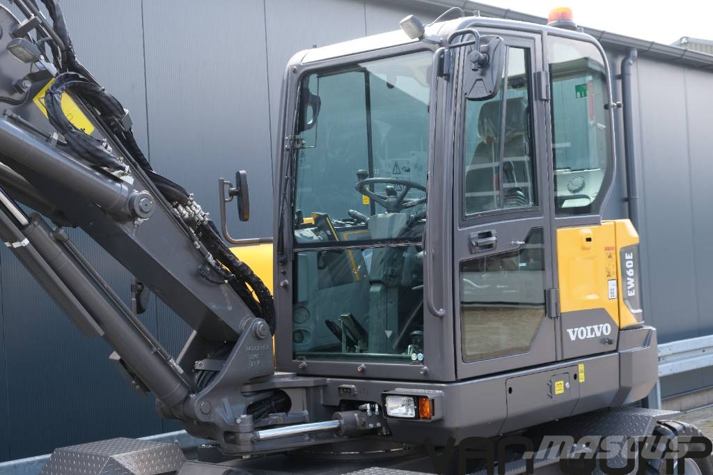 Volvo EW 60 E | 30km/h Verstellausleger Powertilt Klima Bageri točkaši