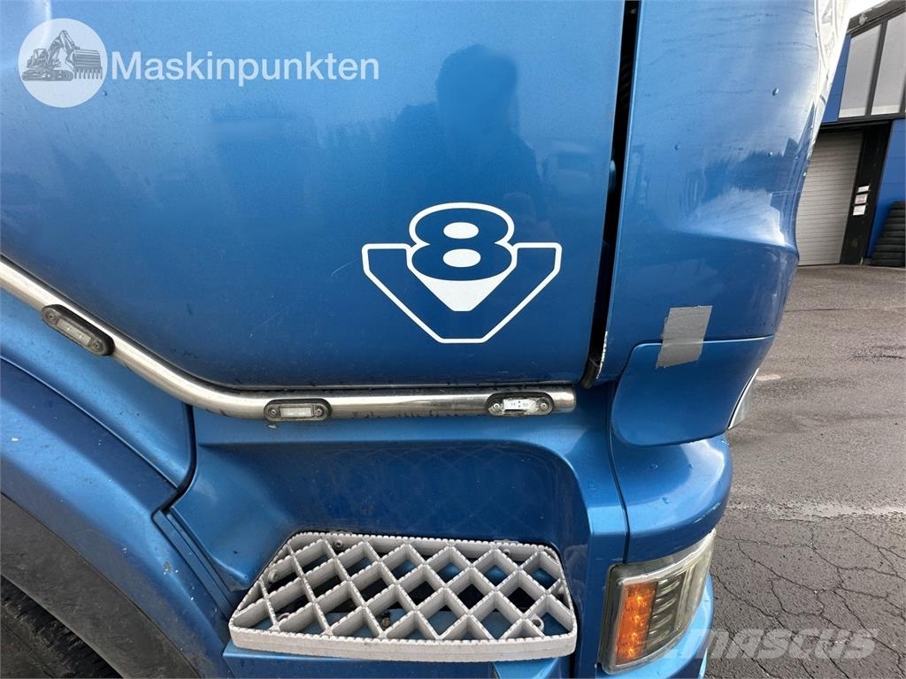 Scania R520LA6X2/4MNB Vetopöytäautot