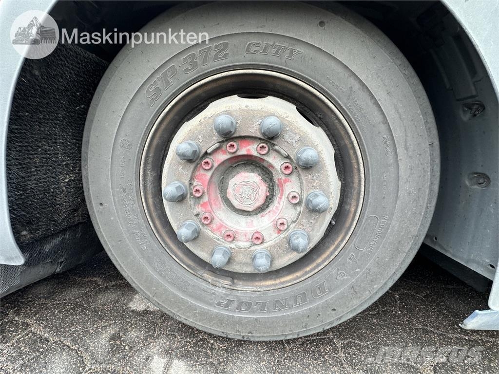 Scania R520LA6X2/4MNB Vetopöytäautot