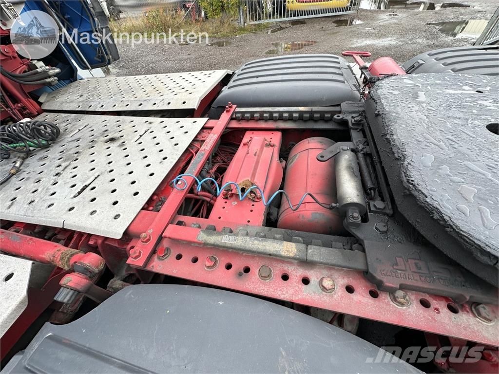 Scania R520LA6X2/4MNB Vetopöytäautot