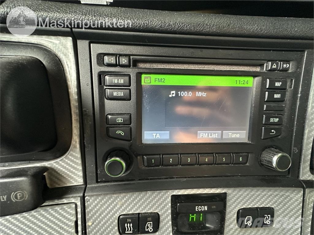 Scania R520LA6X2/4MNB Vetopöytäautot