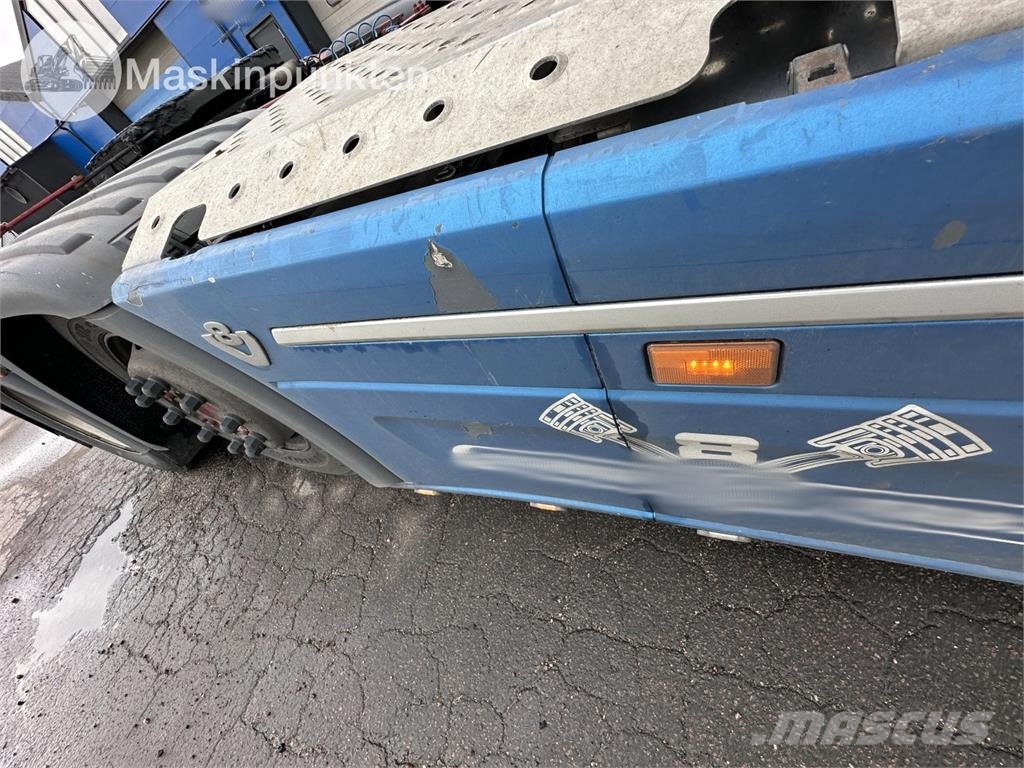 Scania R520LA6X2/4MNB Vetopöytäautot