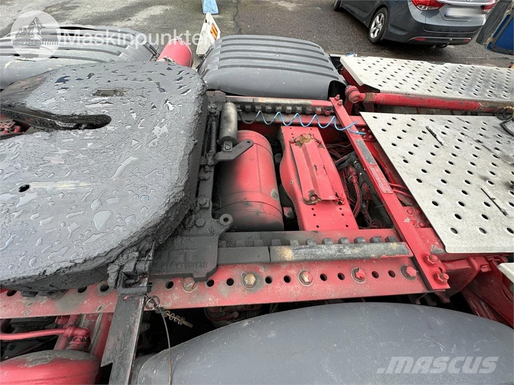 Scania R520LA6X2/4MNB Vetopöytäautot