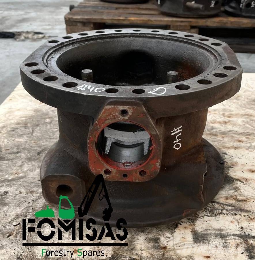 John Deere 810 D axle housing  F727064  F727065 底盘和悬架