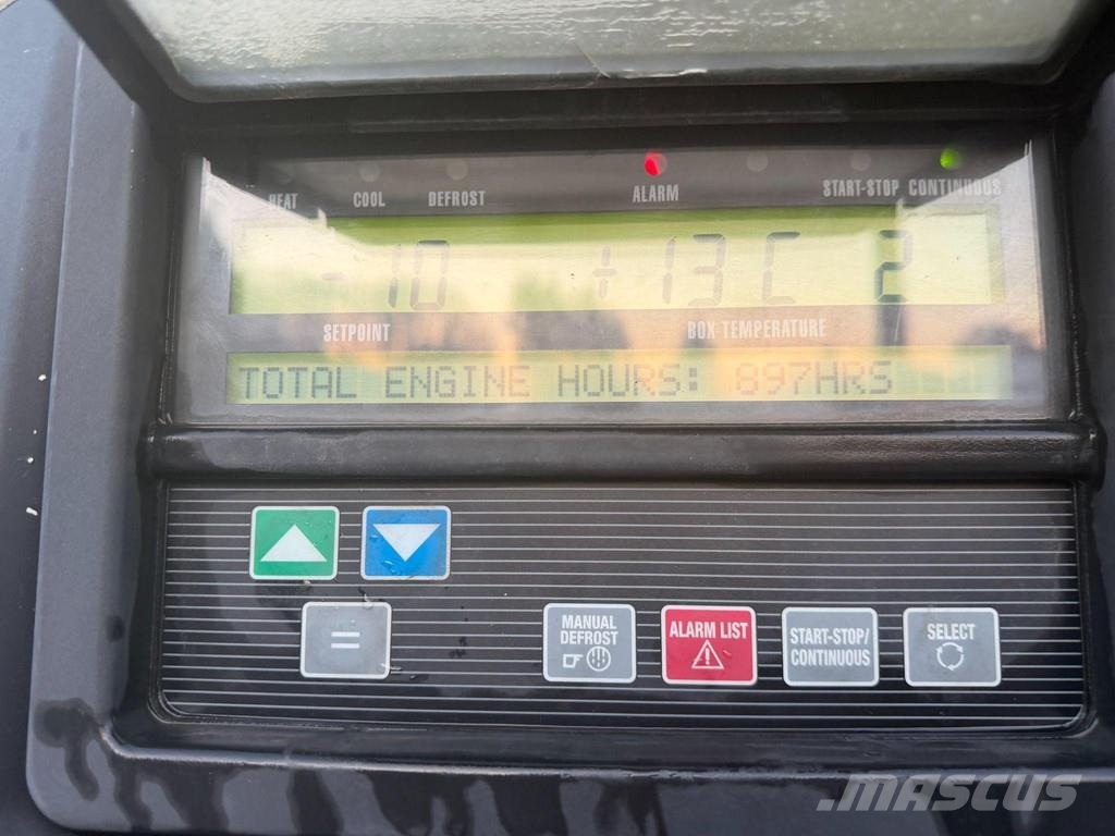 Schweriner SF24-G80N + CARRIER VECTOR 1850 + MEAT HOOKS Kühlauflieger