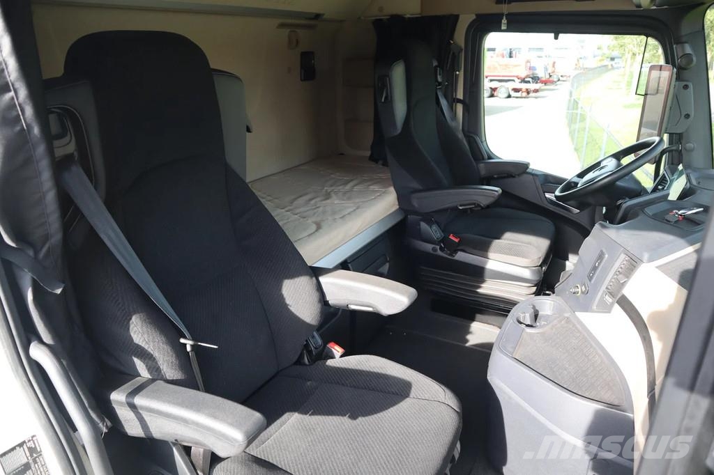 Mercedes-Benz Actros 2545 | 6X2*4 | STEERING AXLE | MIRROR CAMS Tahače