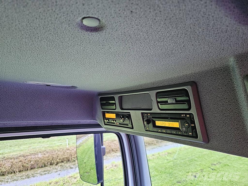 Mercedes-Benz ATEGO 918 Camiões de caixa fechada