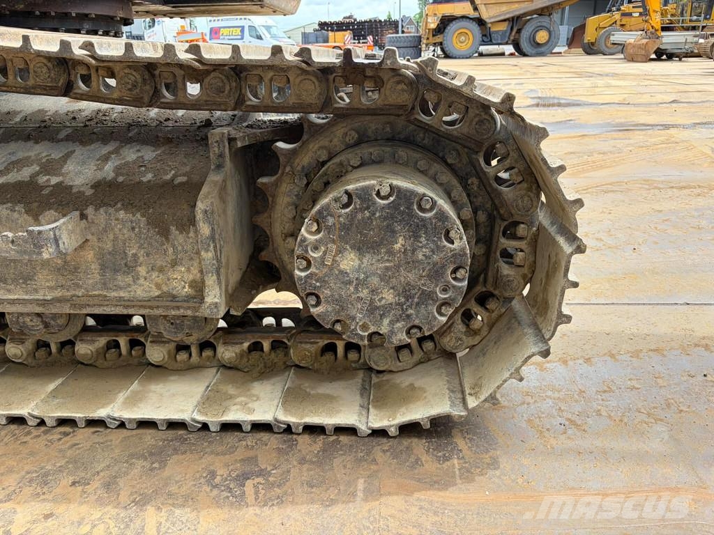 Hitachi ZX210LC-6 New Bucket Lánctalpas kotrók