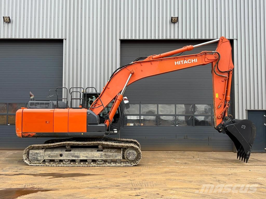 Hitachi ZX210LC-6 New Bucket Lánctalpas kotrók