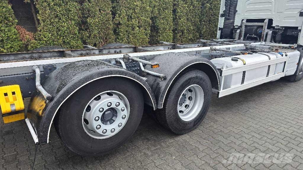 Volvo FH 500 6x2 BDF Camiones portacontenedores