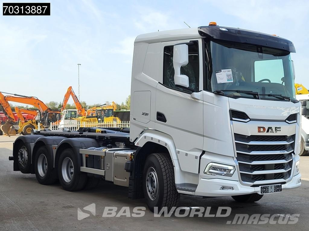DAF XF 530 8X4 NEW 30tons HYVA 30-60-S Heavy Duty Cont Hákový nosič kontejnerů
