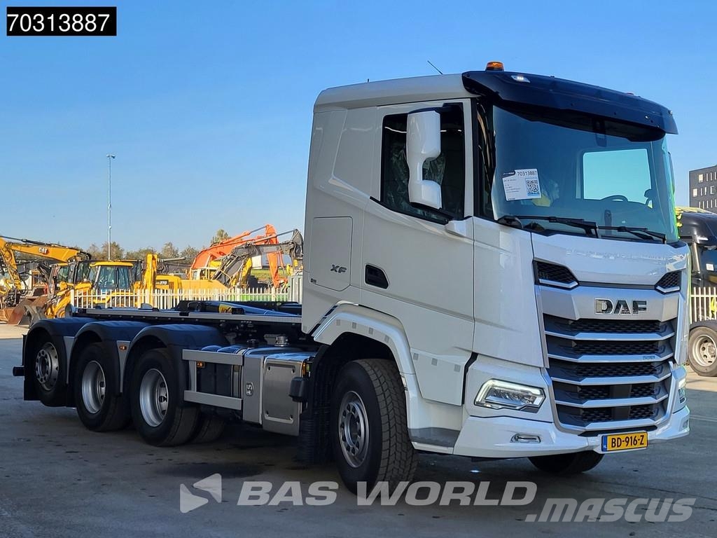 DAF XF 530 8X4 NEW 30tons HYVA 30-60-S Heavy Duty Cont Hákový nosič kontejnerů