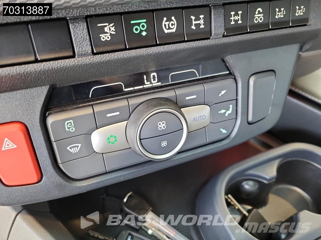 DAF XF 530 8X4 NEW 30tons HYVA 30-60-S Heavy Duty Cont Hákový nosič kontejnerů