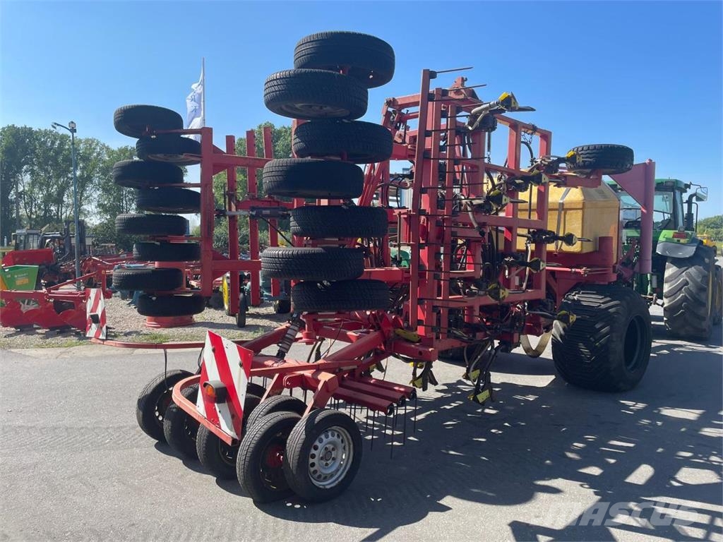 Horsch Airseeder CO6 mit Dünger ماكينات البذر الدقيق