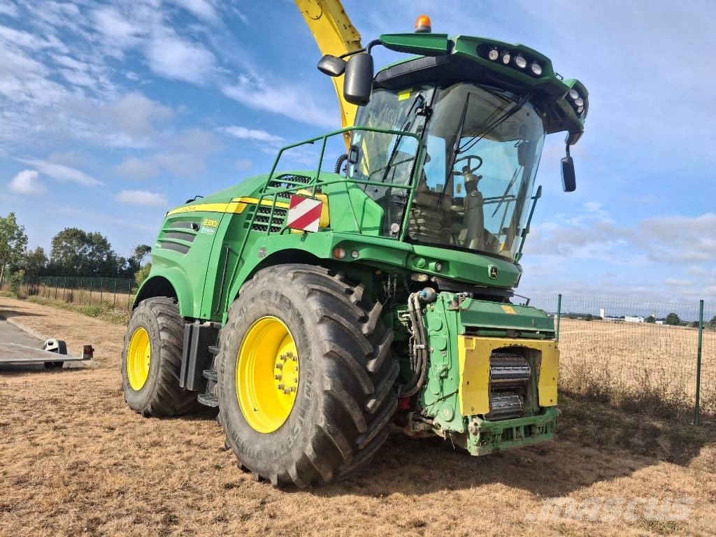 John Deere 8300I Kombajni za stočnu hranu