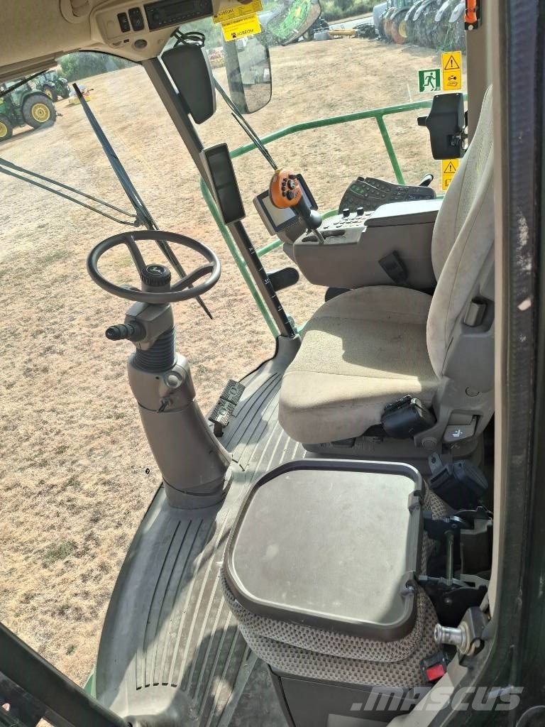 John Deere 8300I Kombajni za stočnu hranu