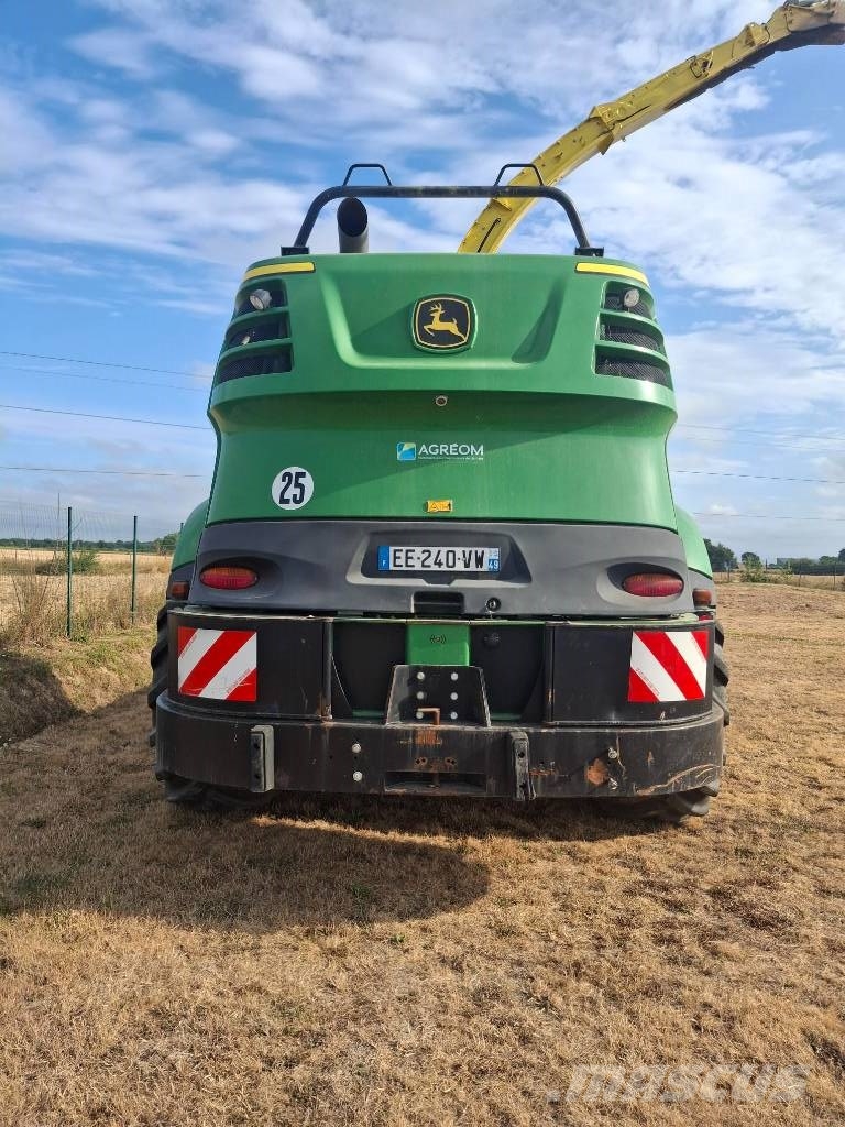 John Deere 8300I Kombajni za stočnu hranu