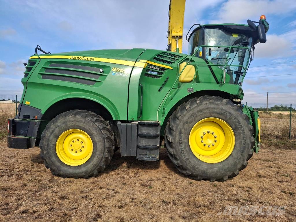 John Deere 8300I Kombajni za stočnu hranu
