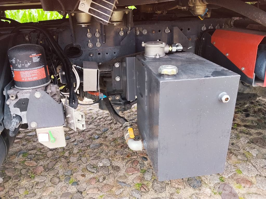 Renault Kerax 370 DXI Camiones de bomberos
