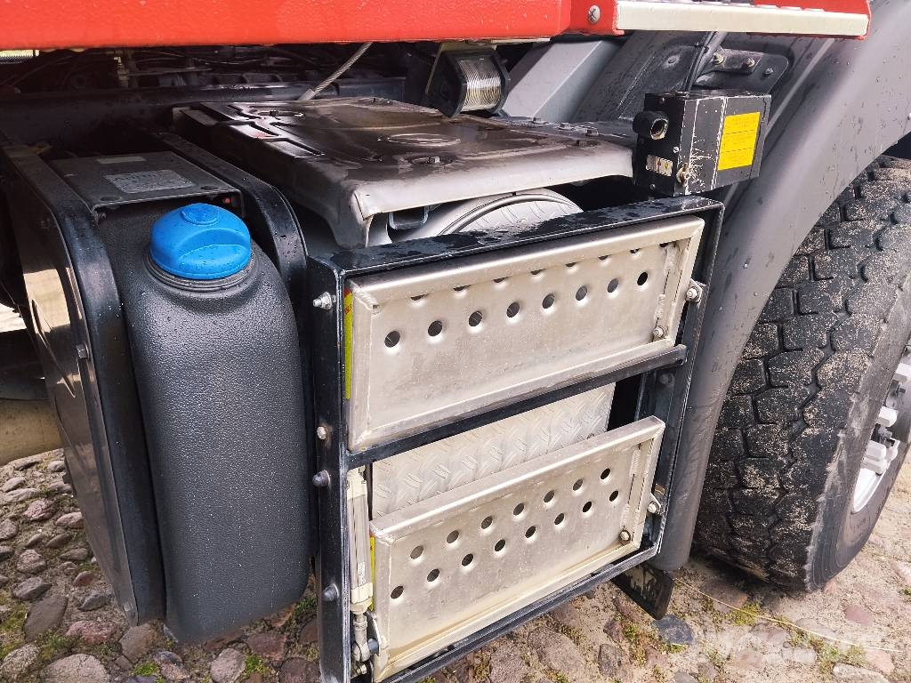 Renault Kerax 370 DXI Camiones de bomberos
