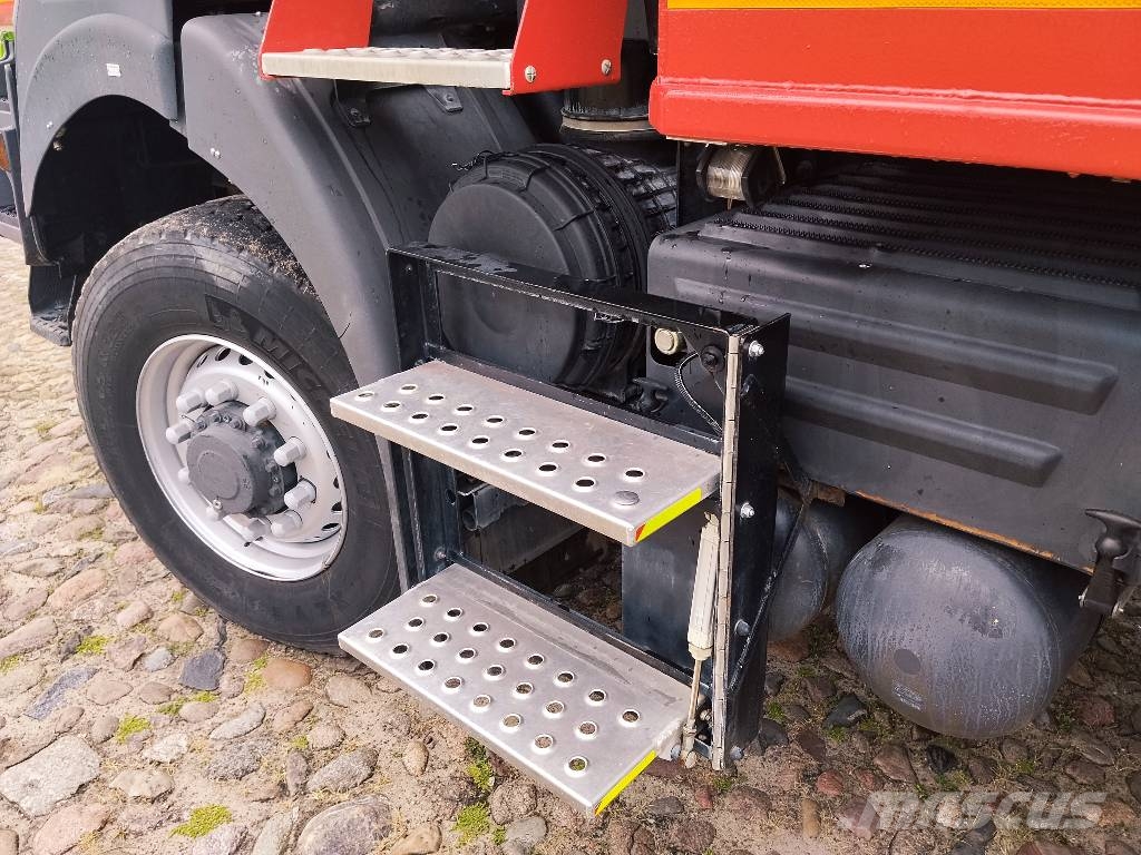 Renault Kerax 370 DXI Camiones de bomberos