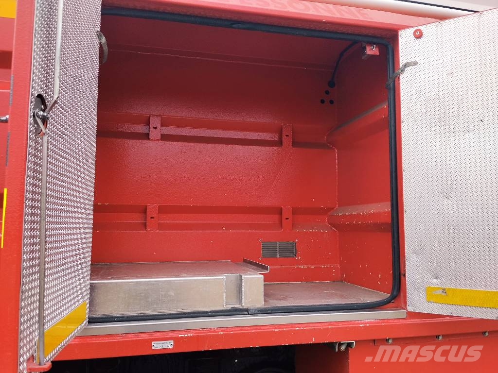 Renault Kerax 370 DXI Camiones de bomberos