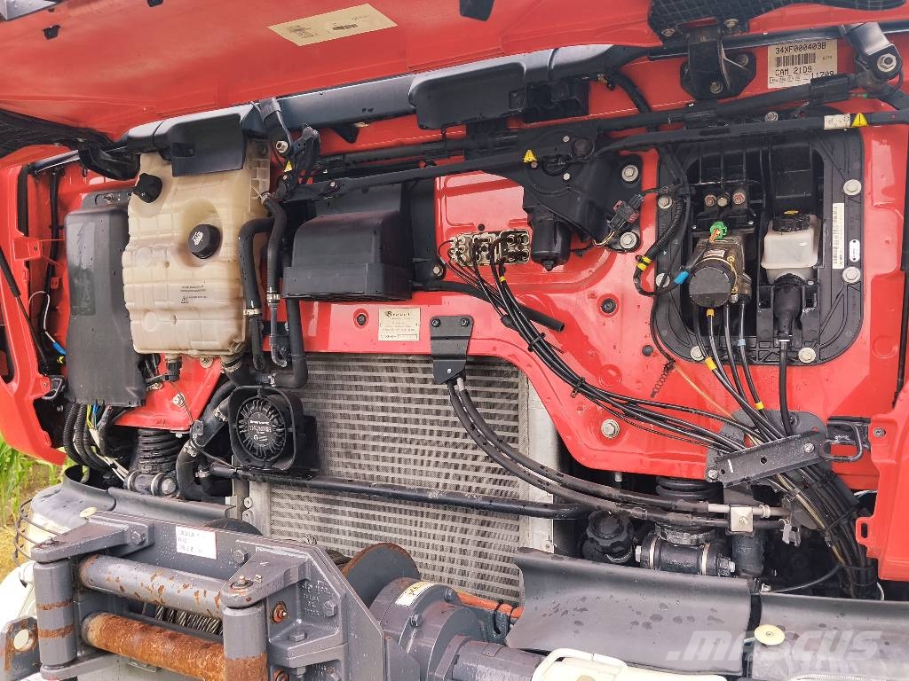 Renault Kerax 370 DXI Camiones de bomberos