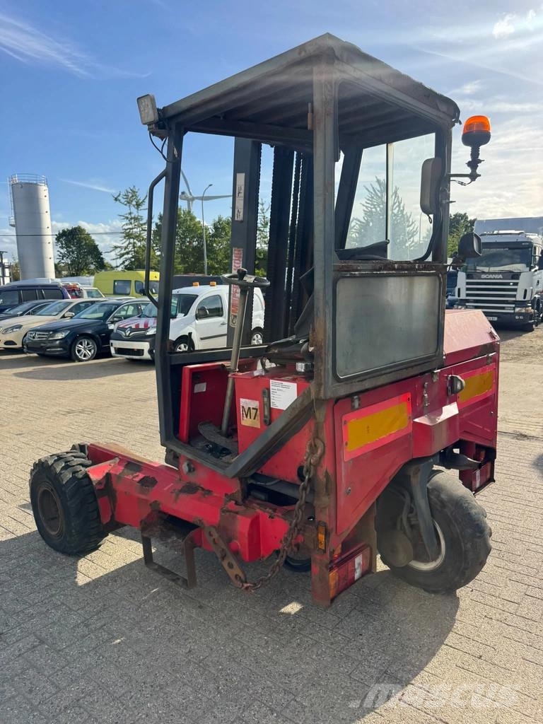  Moffet M7 27.4W **KOOIAAP-MOFFET 2700KG Mobilni viličari