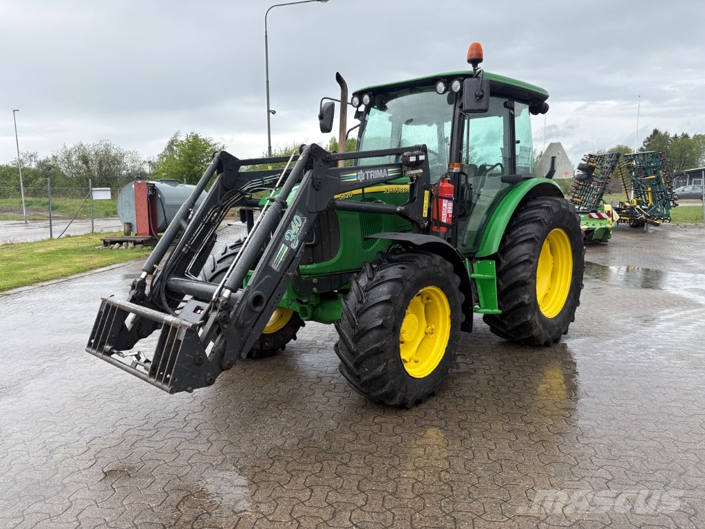 John Deere 5620 Tractors