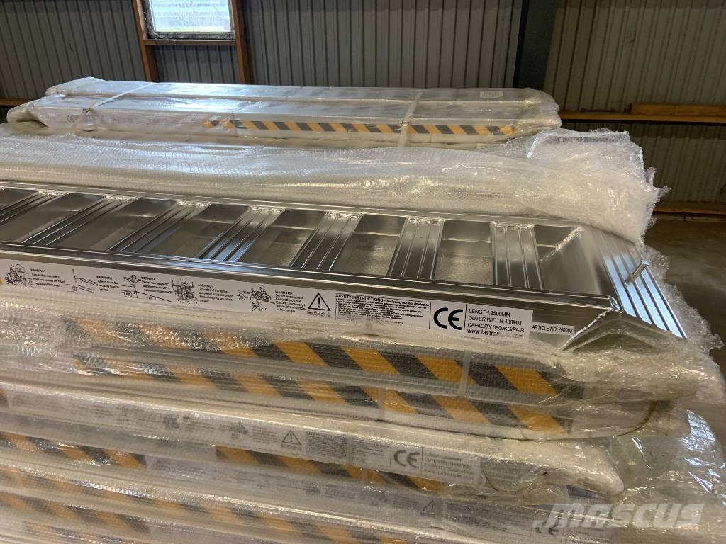 SE Equipment  lastramper i aluminium Інше обладнання