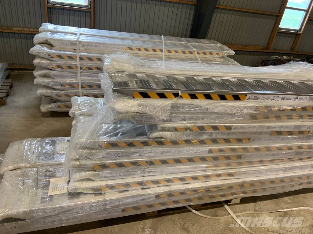 SE Equipment  lastramper i aluminium Інше обладнання