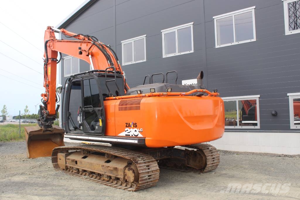 Hitachi ZX 210 LC-6 Kāpurķēžu ekskavatori
