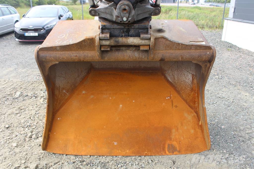 Hitachi ZX 210 LC-6 Kāpurķēžu ekskavatori