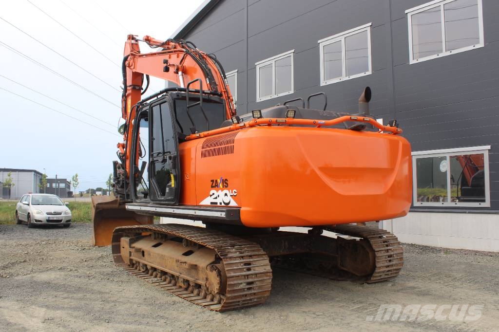 Hitachi ZX 210 LC-6 Kāpurķēžu ekskavatori