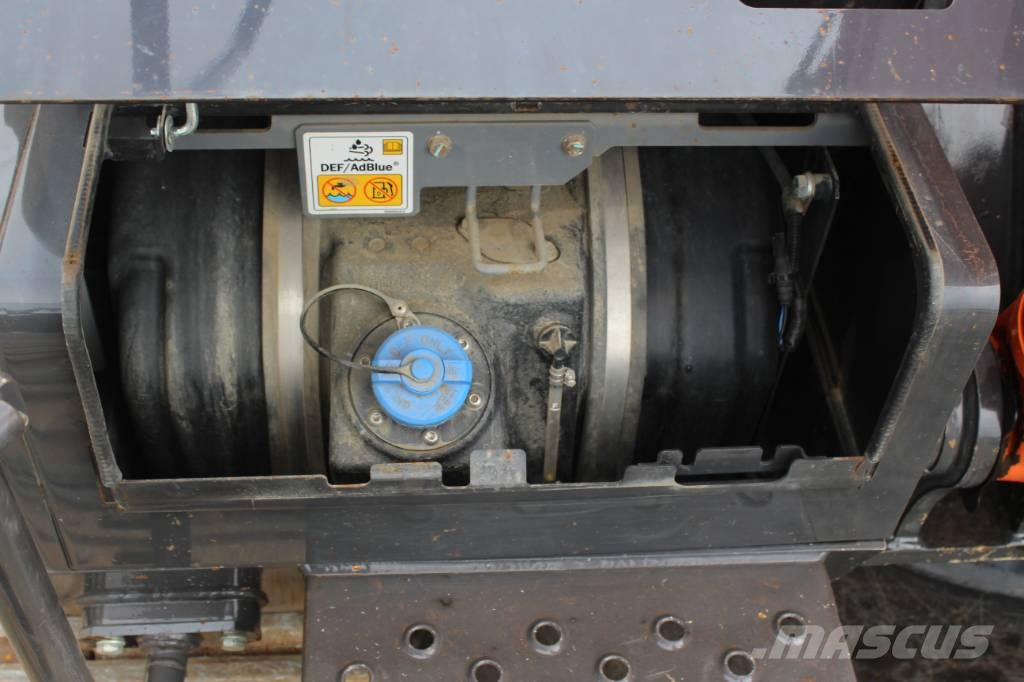 Hitachi ZX 210 LC-6 Kāpurķēžu ekskavatori