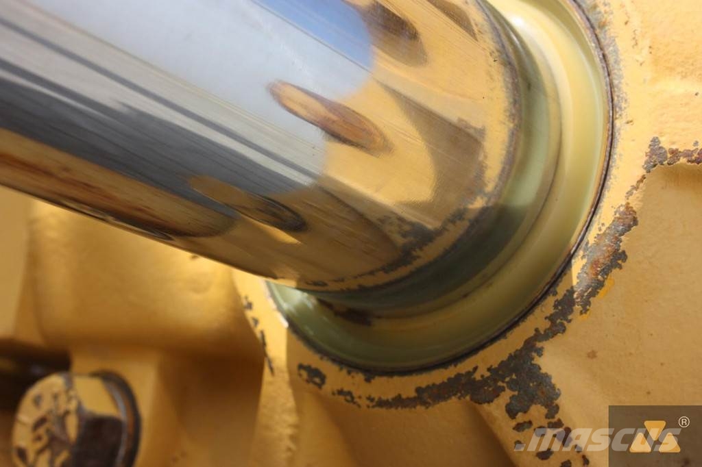 CAT D9H Ripper Andere Zubehörteile
