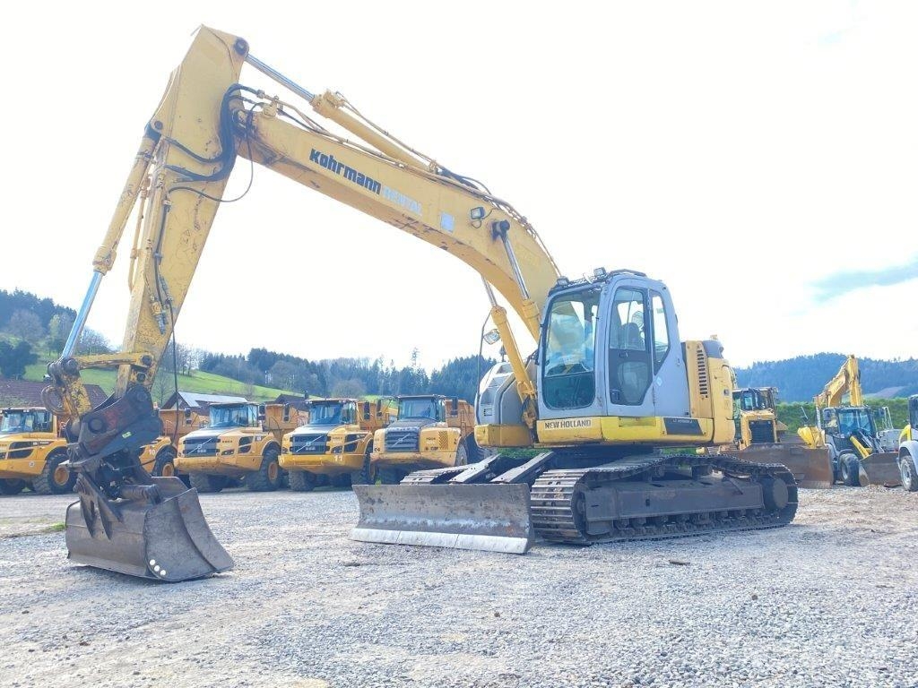 New Holland E225 B SR Kurzheckbagger MS21 KLIMA Rupsgraafmachines