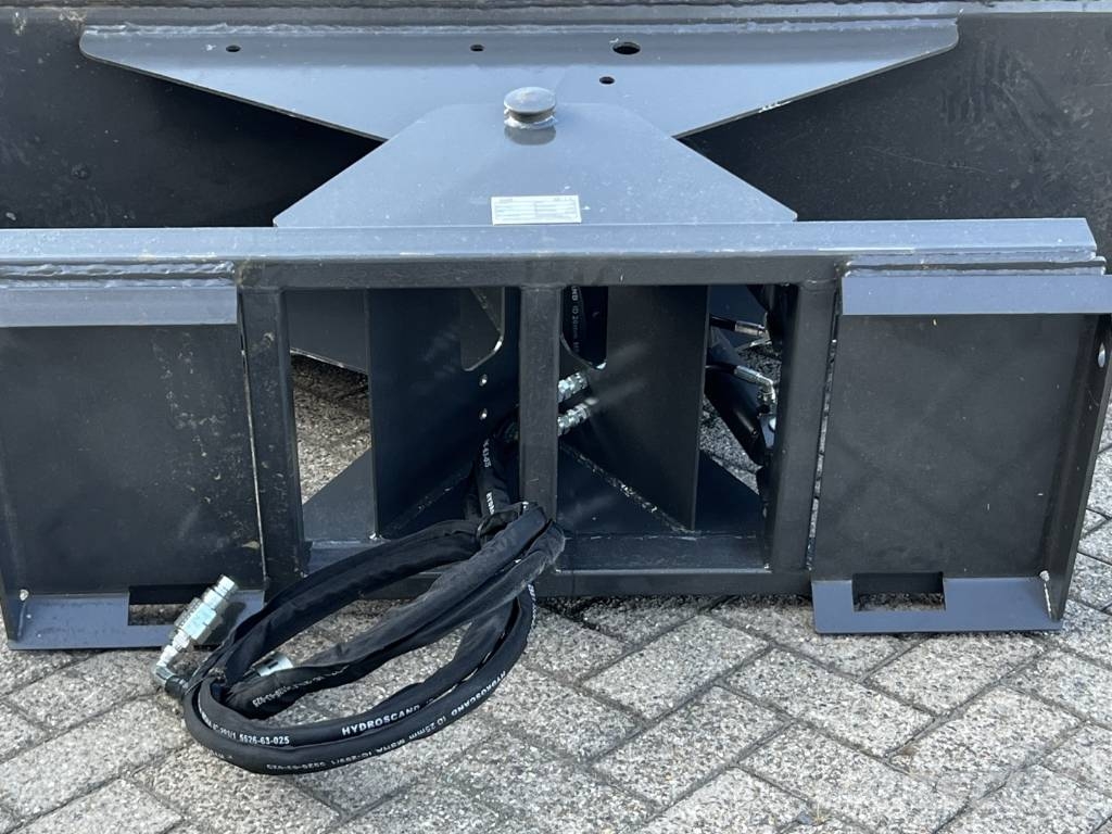 Gehl Skidsteer lader – graaf arm – bezem – schuif – bet Kompaktlader