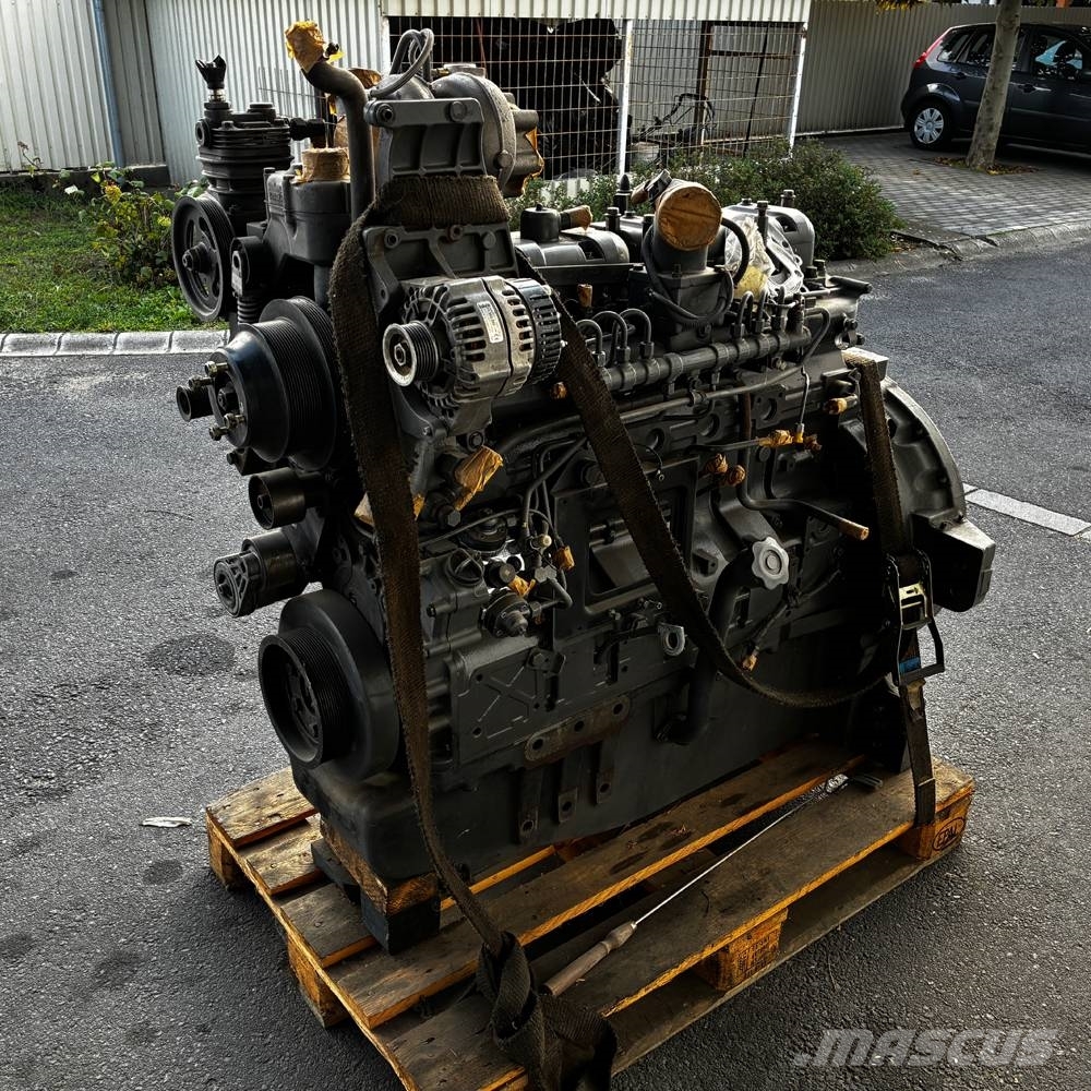 Valtra 5353 引擎/發動機