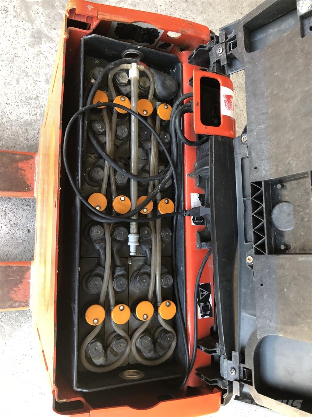 Linde T16 Ručni električni viljuškar