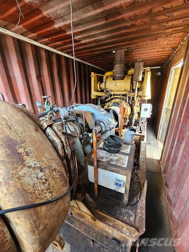 IHC 12'' Caterpillar كراكات