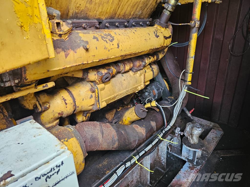 IHC 12'' Caterpillar كراكات