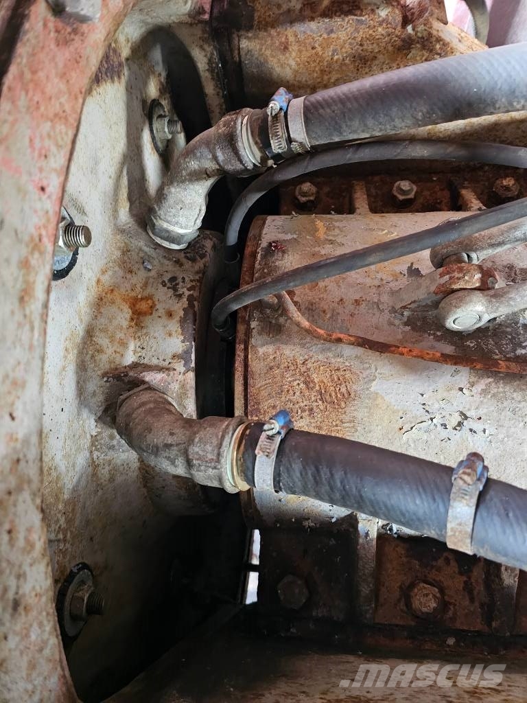 IHC 12'' Caterpillar كراكات