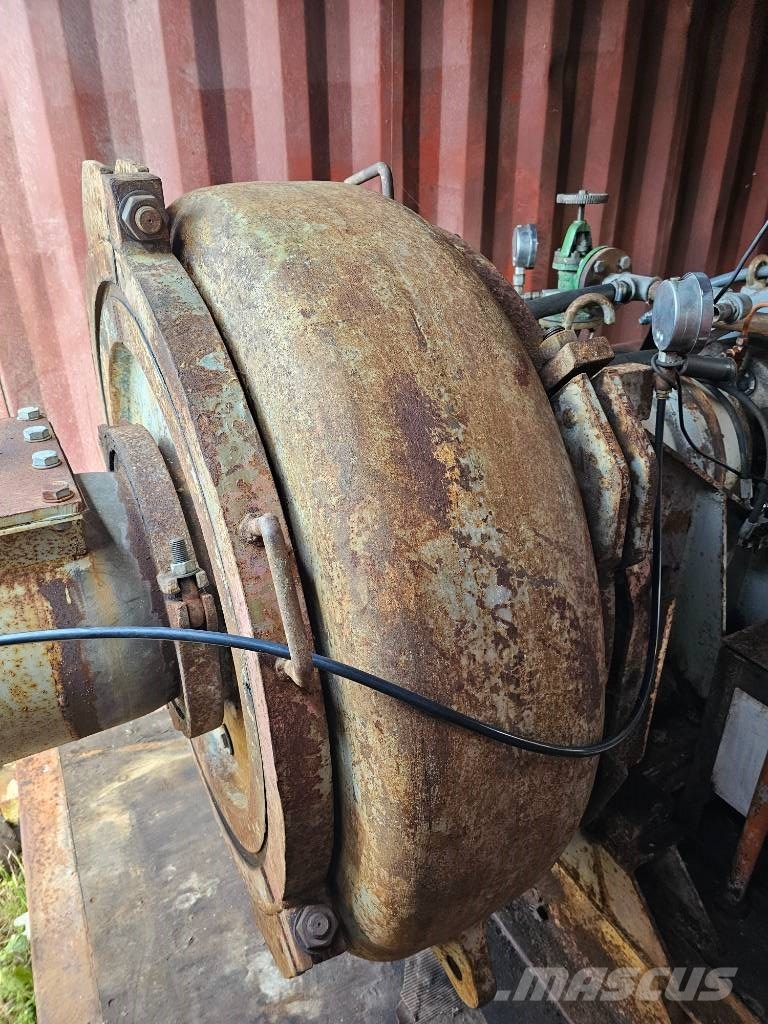 IHC 12'' Caterpillar كراكات