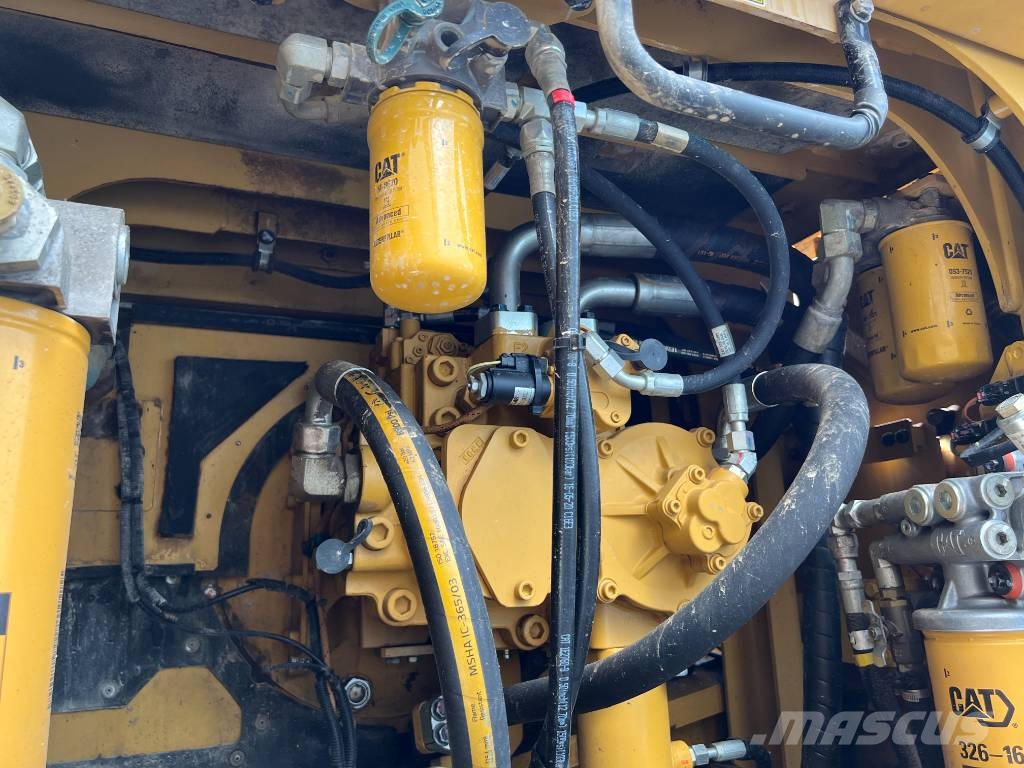 CAT 352F Raupenbagger