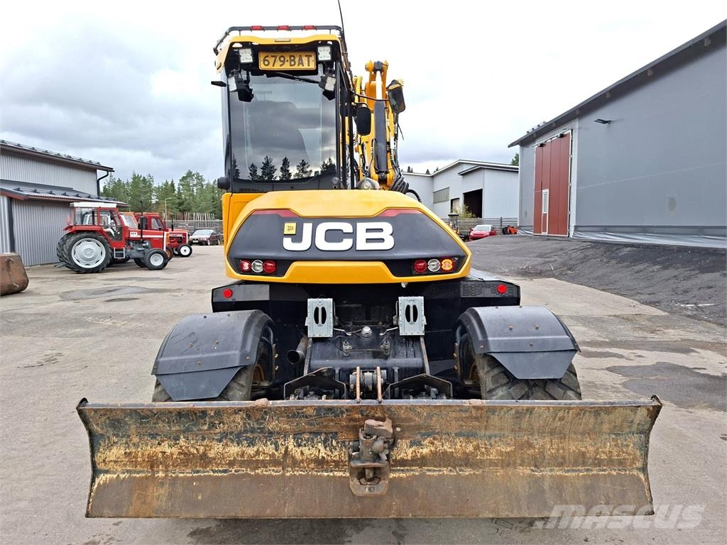 JCB HYDRADIG 110W PYÖRITTÄJÄLLÄ Wheeled excavators
